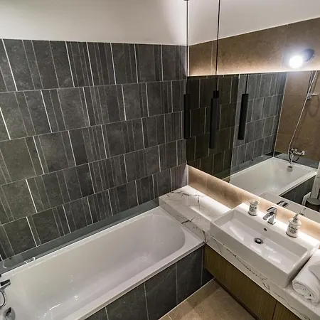 Artclass Coresi Брашов